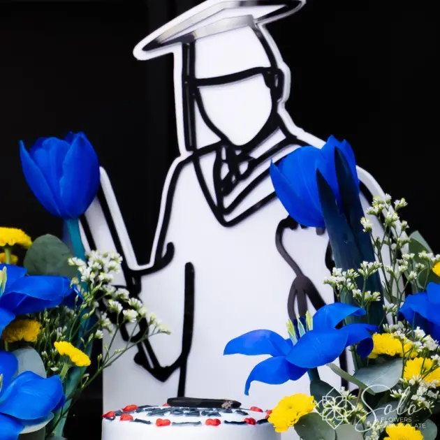 graduation flower cake gift